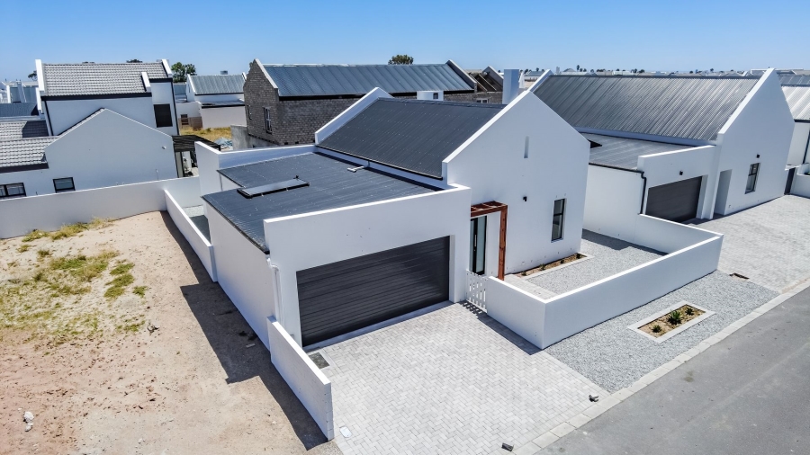 3 Bedroom Property for Sale in Britannia Beach Estate Western Cape